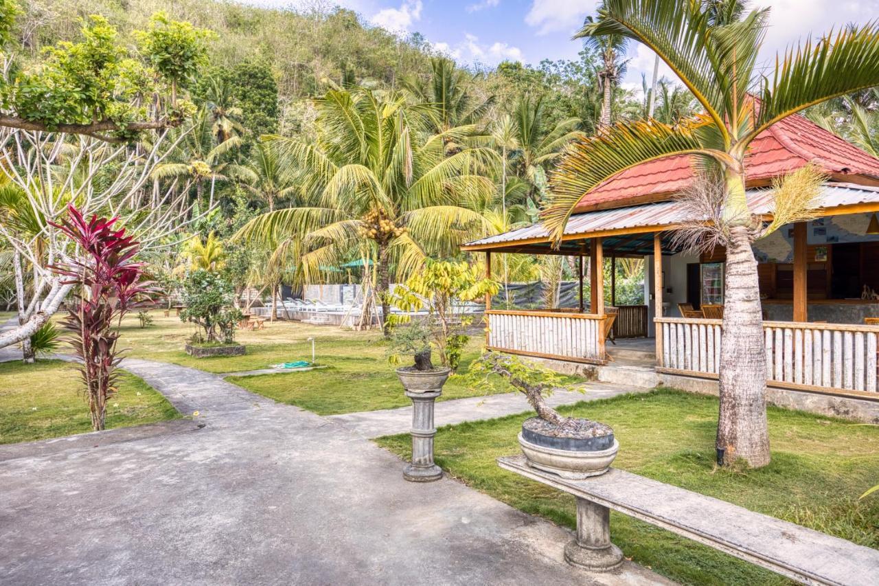 Puri Garden Penida Hotel Toyapakeh Exterior photo