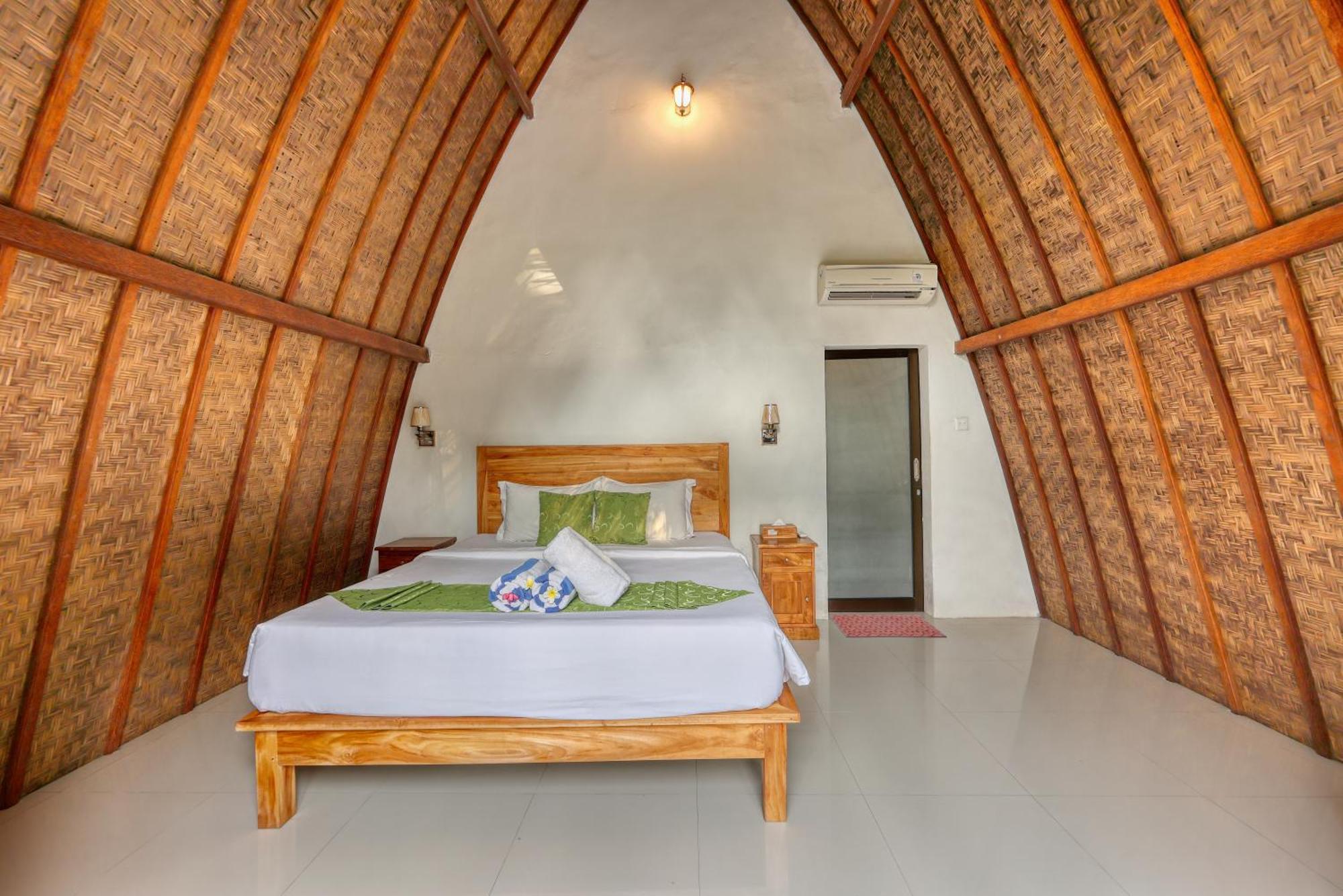 Puri Garden Penida Hotel Toyapakeh Room photo