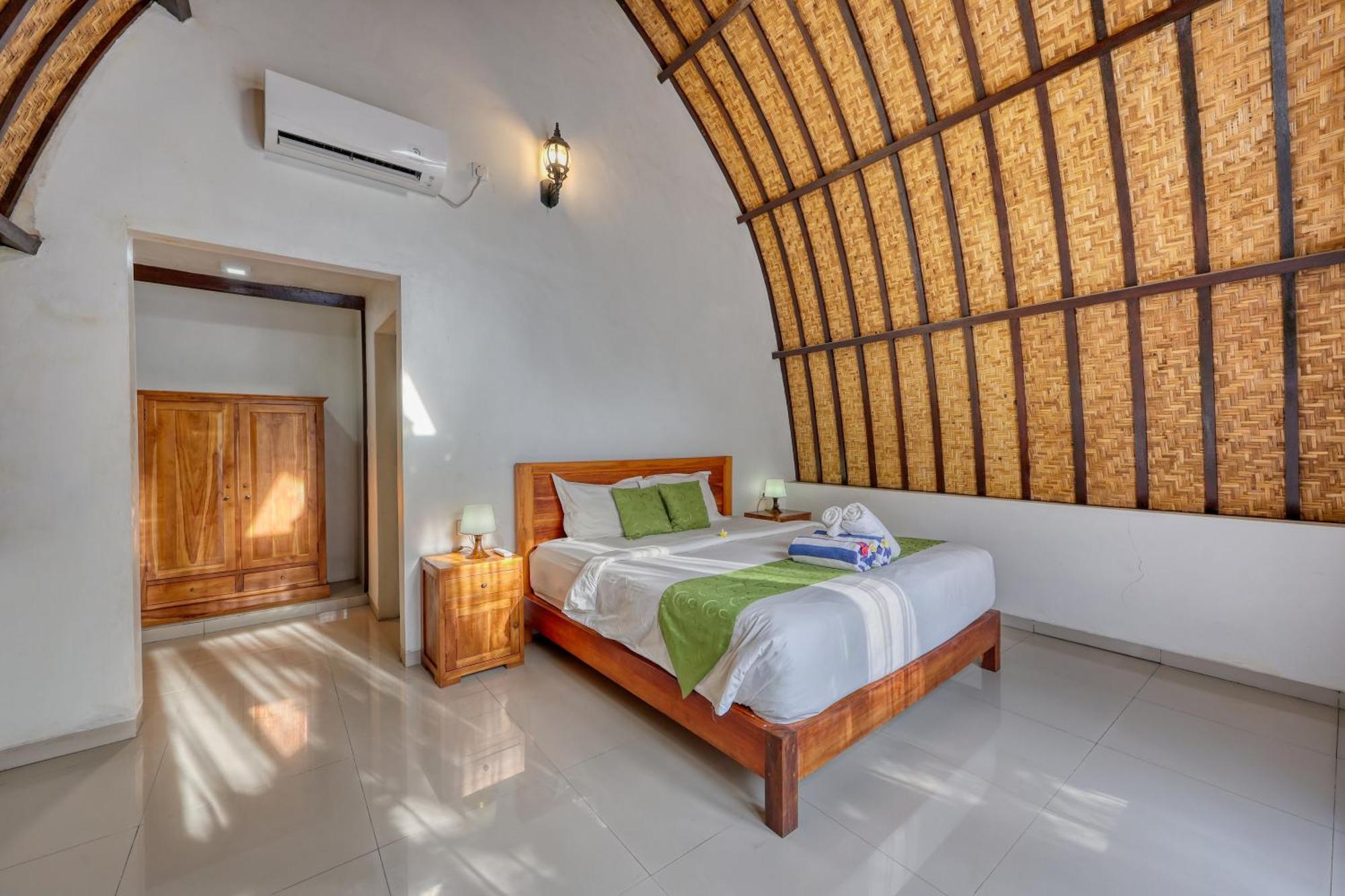 Puri Garden Penida Hotel Toyapakeh Room photo